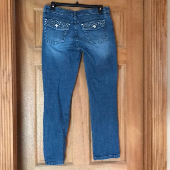 Jeans - Picture 2 of 4